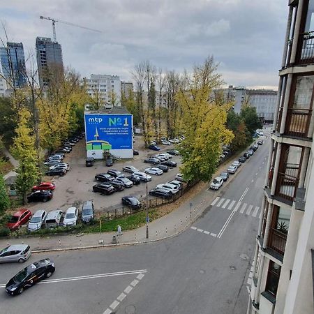 Apartament Twarda Lejlighed Warszawa Eksteriør billede
